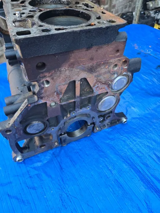 Audi OE 03N023C Gebrauchtes Dieselmotorteil image 4