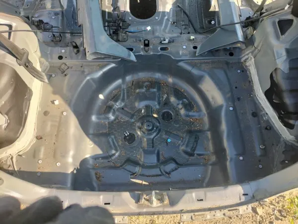 OEM 9A takakontin lukko Hyundai i30:lle 2010-2012 image 4