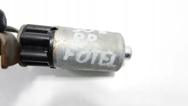 PEUGEOT 508 Zitverstelmotor Rechts Voor image 6