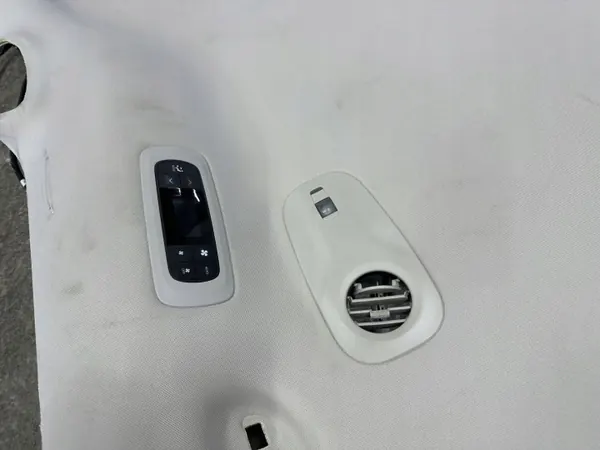 Ciel de toit Chrysler Pacifica OEM L0301134AA03PD2 image 8
