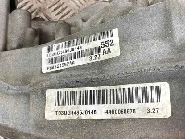 Jeep Bakaxel Differential P68251552AA - Begagnad image 3