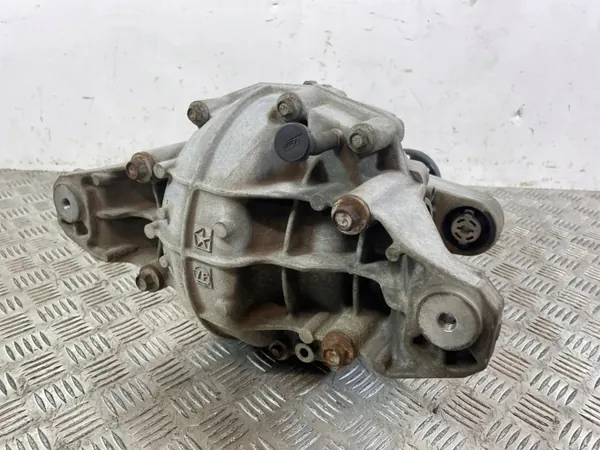 Jeep Bakaxel Differential P68251552AA - Begagnad image 4