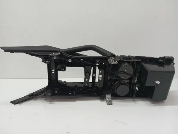 Túnel de reposabrazos Porsche Cayenne OEM 9Y0863239E image 7