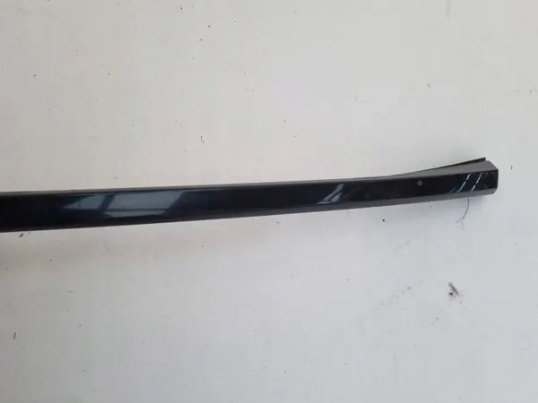OEM 80001882 Onderste Achterklep Strip voor Volvo EX30 image 4