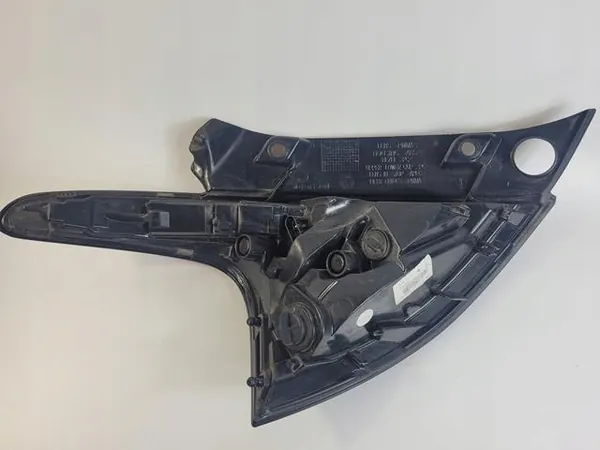 Luz trasera derecha Lancia Ypsilon III image 5