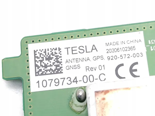 Tesla Model 3 Antennivahvistin OEM 1079734-00-C (2019-2024) image 7
