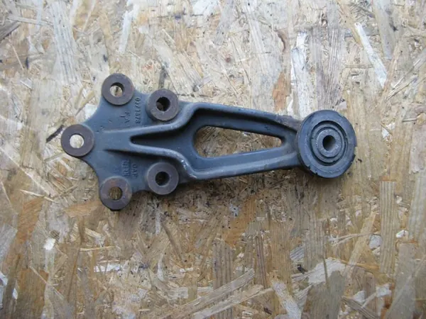 DAF Ohjaamon kallistustuki OEM 0373876 - Käytetty image 2