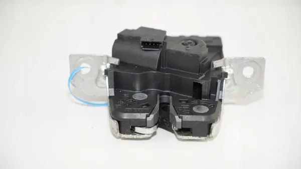 Takaluukun lukko OEM 360183412 Mercedes W176 2012-2018 image 5