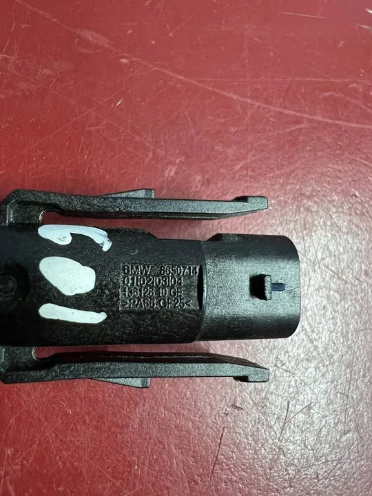 Capteur de température de liquide de refroidissement BMW X3 G01 2020 8650714 image 3