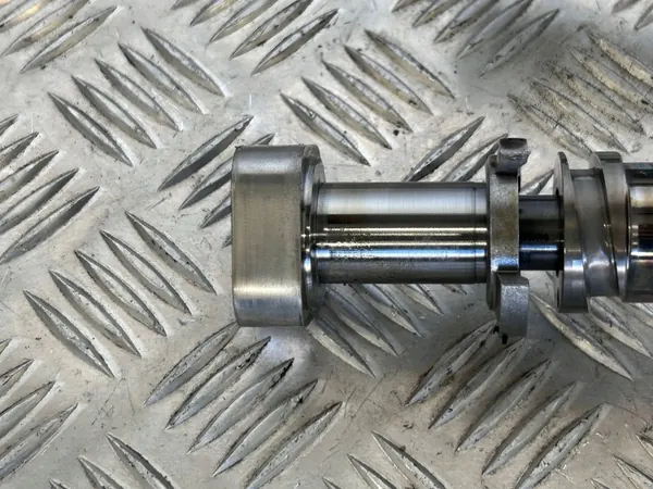 Árvore de cames usada OEM 06K103144E para Audi Q5 SQ5 image 10