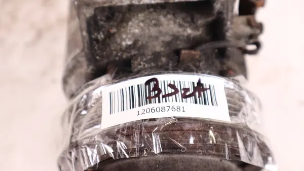 Ilmastointikompressori VOLVO XC90 I 2.4 D5 30742206 image 9