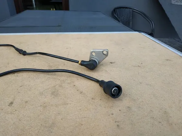 Sensor ABS Dianteiro Direito Mercedes 124 W124 0265001291 image 3