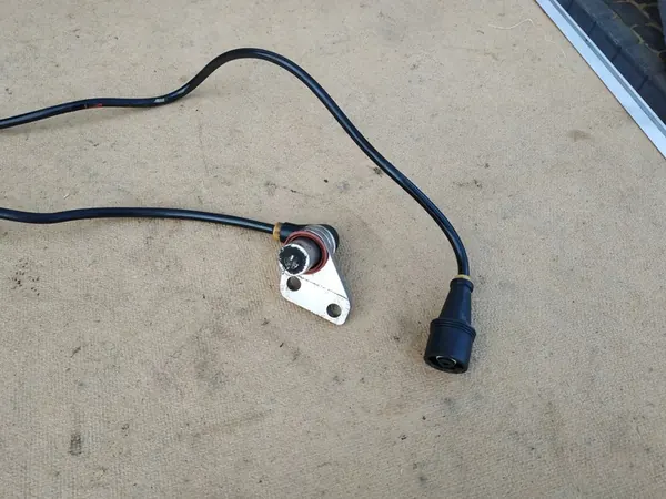 Sensor ABS Dianteiro Direito Mercedes 124 W124 0265001291 image 4