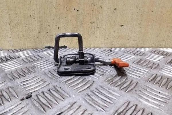 Säkerhetslås SEAT TOLEDO IV 6JA823186 image 5