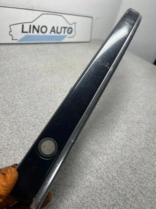 OEM 7005967 Tira parachoques derecho BMW 5 Touring image 4
