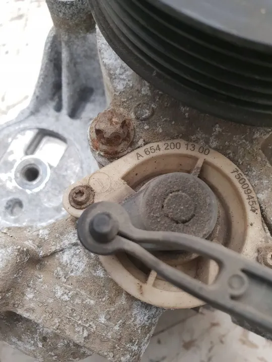 Vattenpump Mercedes-Benz A W177 AMG A6542001400 image 3