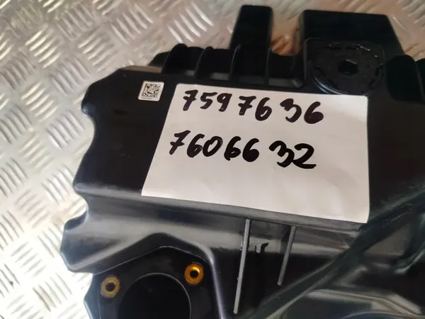 BMW Oljetunna 7606632, 7597636 image 6