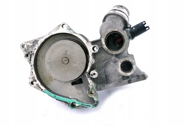 BMW Vattenpump OEM 393336 för 4.4L M62 motor image 7