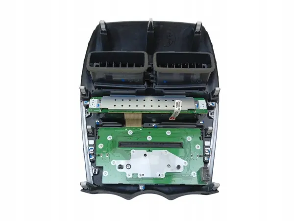 Mitsubishi ASX radion paneeli OEM 8701A470, 8002A920 image 4
