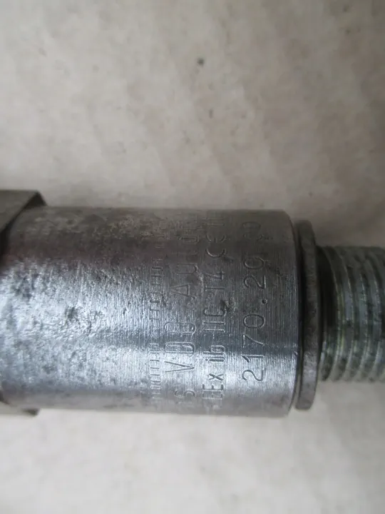 Capteur d'impulsion tachygraphe 4 broches Renault Mascott image 4