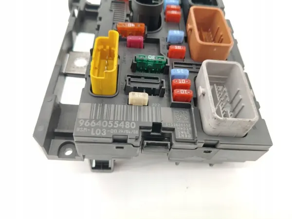 Módulo BSM Caja de Fusibles OEM 9664055480 Citroen Peugeot image 4
