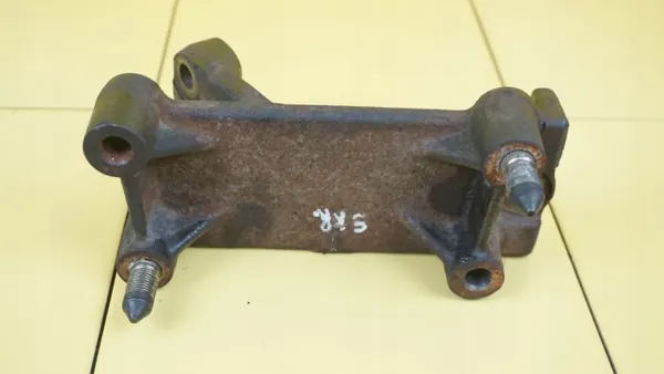 Support de boîte OEM G4JS pour Santa Fe I & Sorento 2.4 image 3