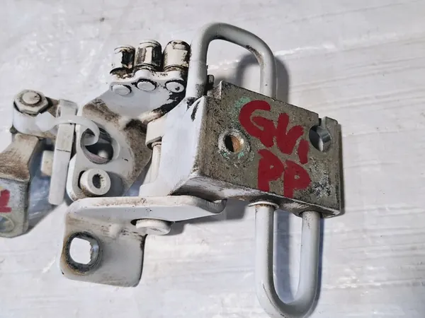 Fram höger dörrgång VW Golf VI 6 5K Hatchback 1K0831412Q image 3