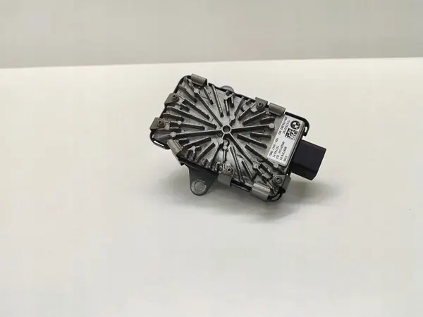 BMW Getriebe-Reduziermotor OEM 8687376 - Gebraucht image 6