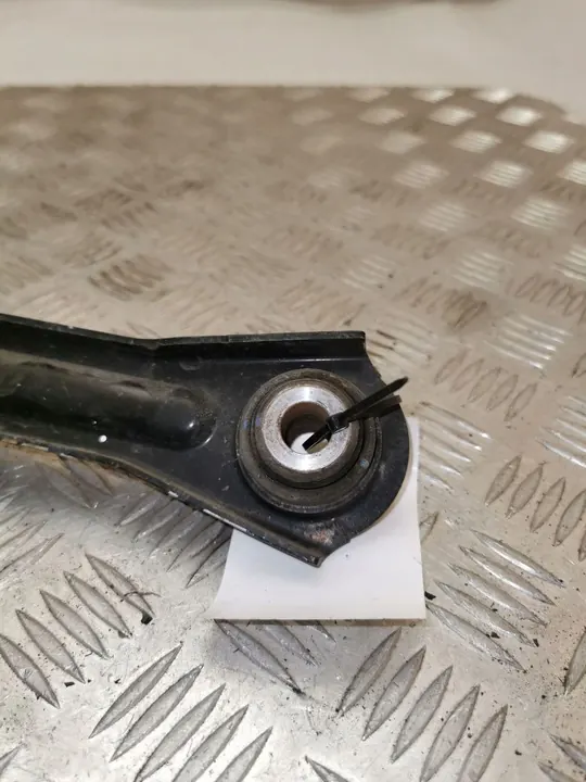 Chrysler Pacifica 2017 Braccio di Controllo Posteriore OEM image 3