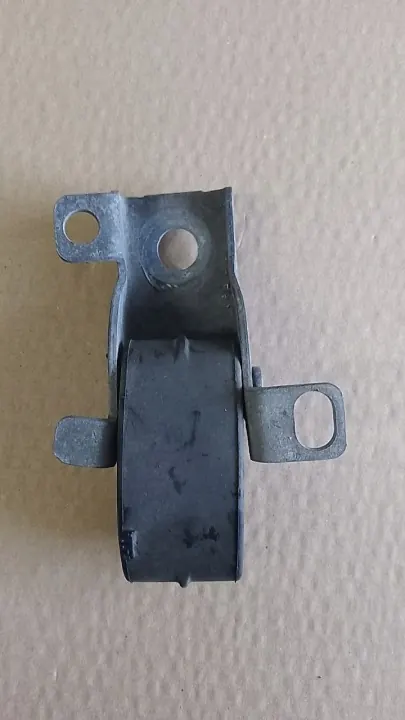 OEM 31478512 Linker Auspuffaufhänger Volvo S90 V90 II image 3