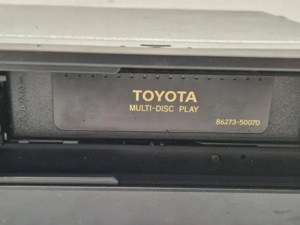 Changer CD/DVD Toyota OEM 8627060080 - Occasion image 6