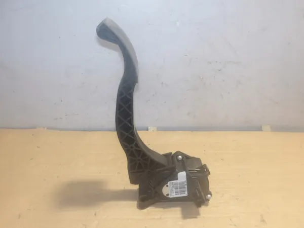 Gaspedaal OEM 028075500C voor Peugeot Rifter image 4