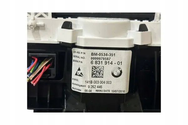 BMW I3 Navigationsbildschirm OEM 0000070587 Gebraucht image 7
