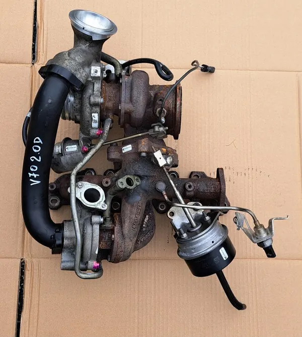 VOLVO V40 II D4 2.0D Turbocompresor Biturbo image 4