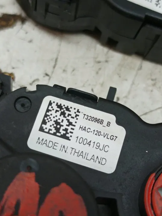 Motor de aquecimento OEM T32096B_B para Renault Talisman image 6
