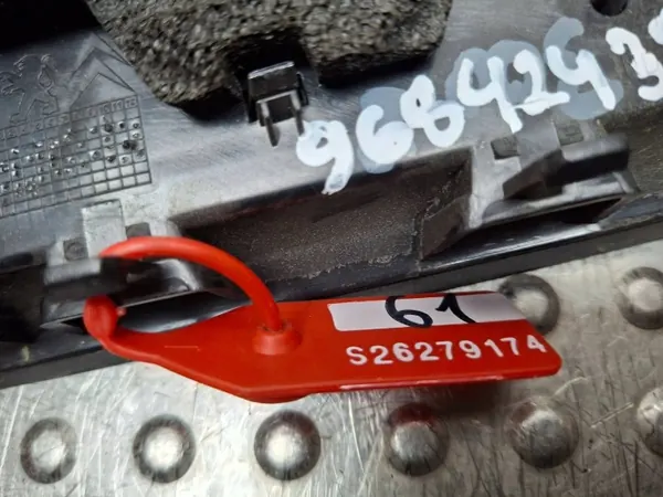OEM 96842433XY Para-lama dianteiro esquerdo para Peugeot 3008 image 4