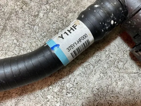 Tuyau à vide OEM 375Y1HF000 pour Hyundai image 3