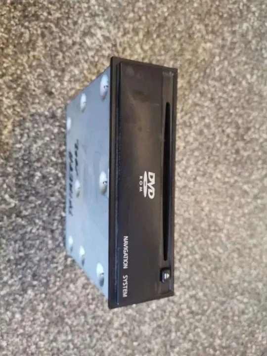 Changer CD Nissan Primera 2006 OEM 28330BA000 image 2