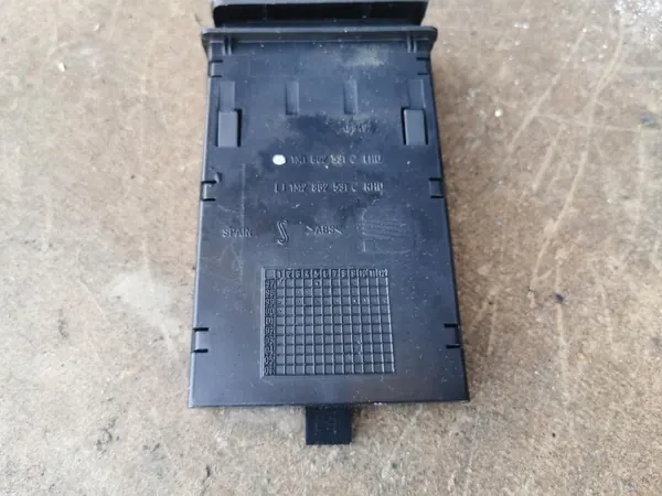Porte-gobelet SEAT OEM 1M1862531C pour Toledo II & Leon I image 3