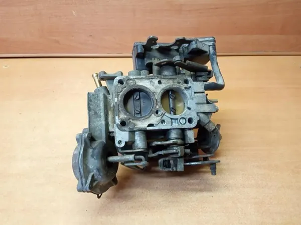Kaasutin Renault 19 1.4 Weber - Käytetty OEM-osuus image 3