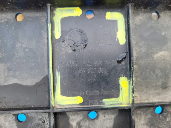 SKODA Scala | Motor undertray fram LIFT 657807061 image 6