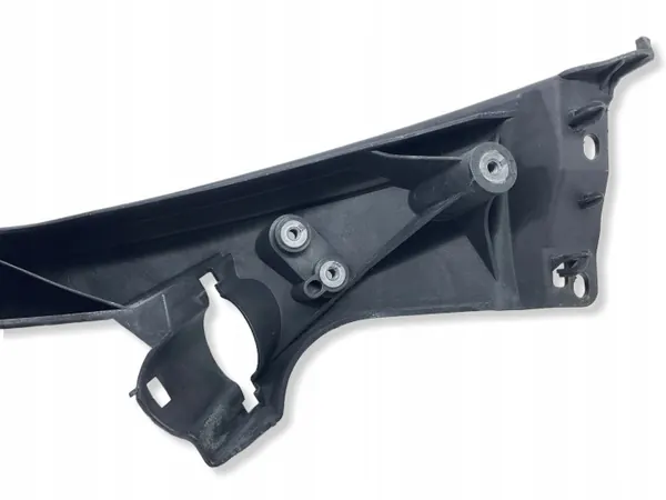 OEM 8T0805608 Höger Strålkastarfäste Audi A5 08-11 image 4