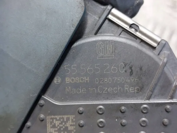 Drosselklappe Opel Astra J 1.6 T 55565260 55556264 image 4