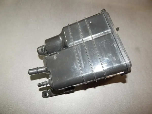 VW Touareg 7P 3.6 TSI Koolstoffilter OEM 7P0201801J image 3