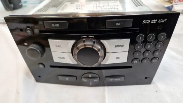 Radio-CD-paneeli OEM 13254189 Opel Corsa 2007 image 2