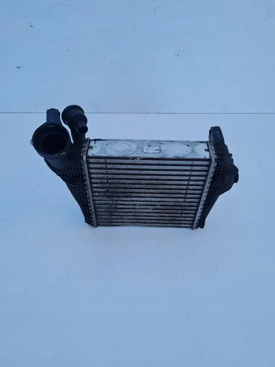 Intercooler derecho Porsche Macan 95B image 3