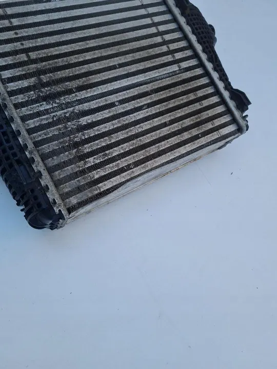 Intercooler derecho Porsche Macan 95B image 5