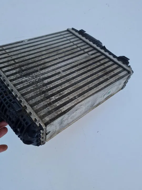 Intercooler derecho Porsche Macan 95B image 6