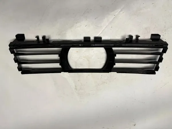 Griglia centrale paraurti anteriore BMW G30 G31 7385268 2016 image 4