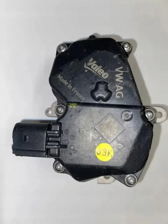 EGR-venttiili Audi Vw Seat Skoda 2.0 TDI 05L131501C image 2